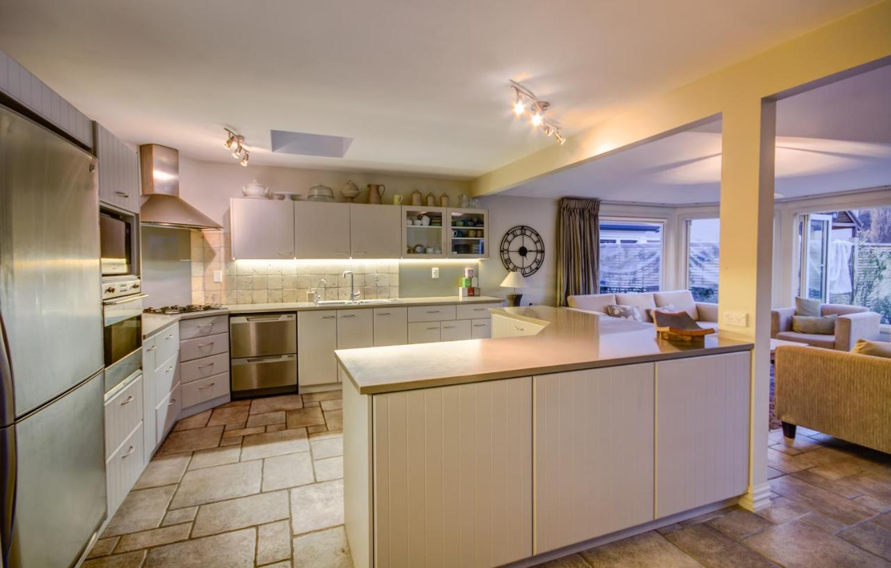 Queenstown Country Lodge Lake Hayes Bagian luar foto