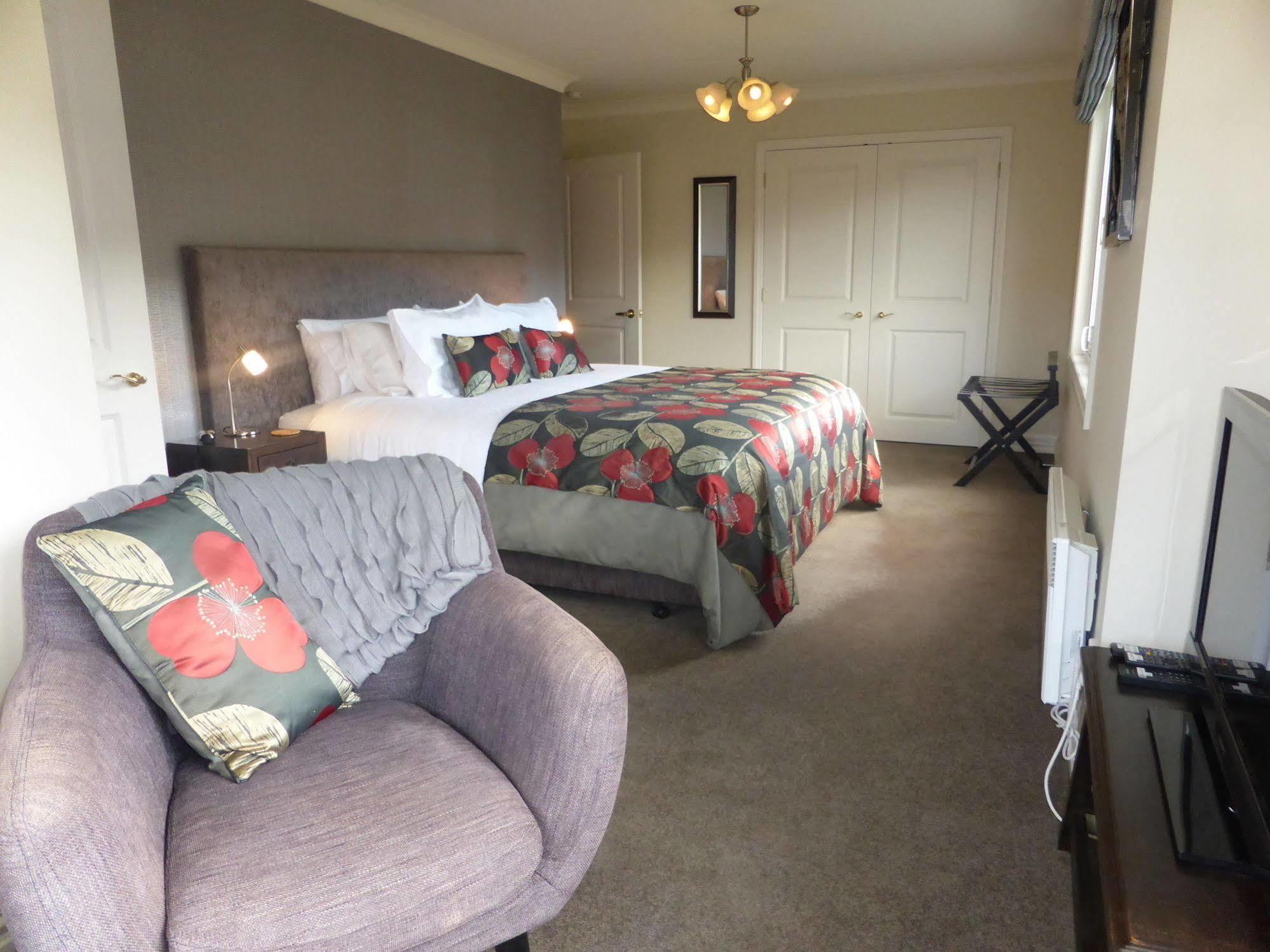 Queenstown Country Lodge Lake Hayes Bagian luar foto