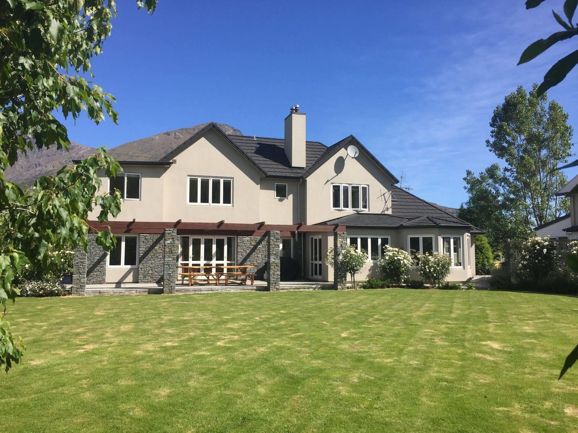 Queenstown Country Lodge Lake Hayes Bagian luar foto